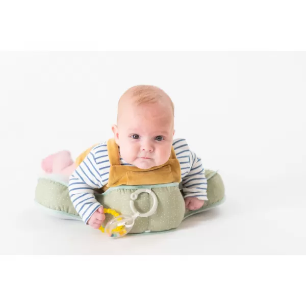 Taf Toys Vankúšik pre hru na brušku Savana