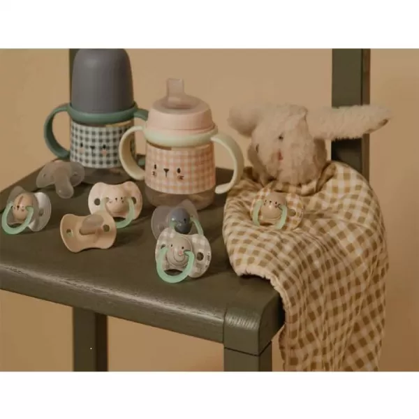 SUAVINEX Cumlík DEŇ&NOC fyziologický silikón 6-18 m - 2 ks