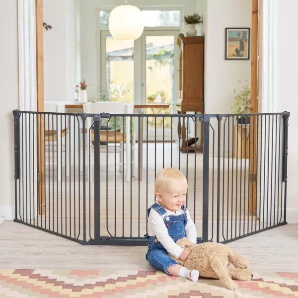 Baby Dan Universal Spatial Barrier Carl x Wide, čierna